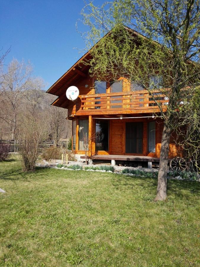The Wooden House Villa Moldoveneşti Exteriör bild